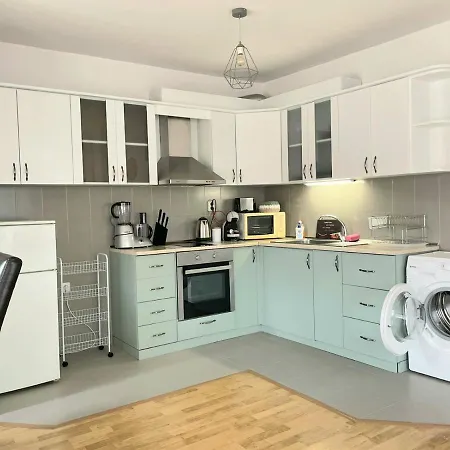 Lovely 1 Bedroom By The Centre * ブルガス